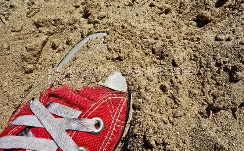 米兰官方网站直接进入百度营销中心2024 年男士必备 LV 爆款鞋履：风格与
舒适并存