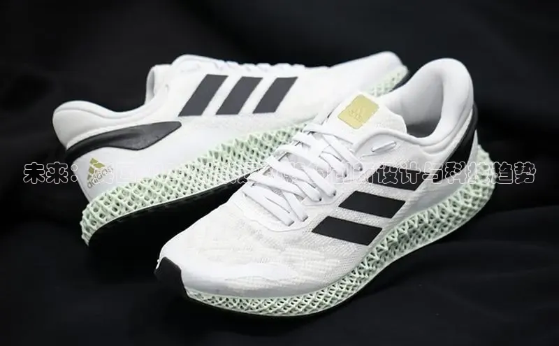 未来：英国2025新款运动鞋的创新设计与科技趋势